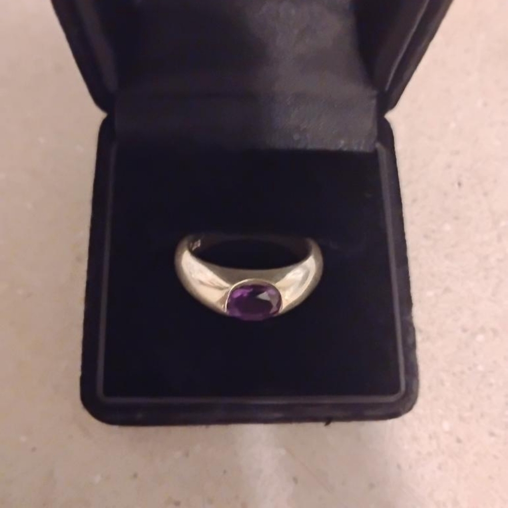 Sterling Silver Amethyst Solitaire Boutique Heavy Ring